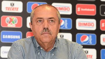 Fue Presidente Deportivo del equipo y la intención era de qué se ocupará en la totalidad del equipo en lugar de Vergara, para que el dueño pudiera enfocarse en otros proyectos. Duró menos de un año en el cargo y se fue alegando problemas de salud.