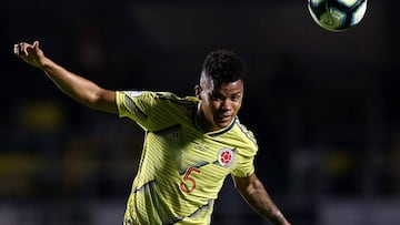 Wilmar Barrios durante un partido de la Selecci&oacute;n Colombia en Copa Am&eacute;rica.