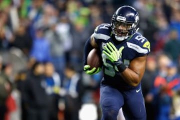 Bobby Wagner logró un TD tras recuperar un fumble que le provocó la defensa de los Seahawks a Palmer. Hasta dos veces anotó la defensiva local.