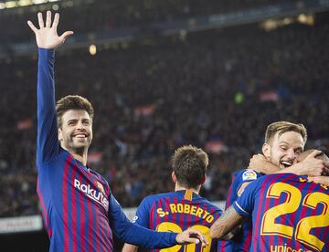 Gerard Piqué ha disputado 40 encuentros oficiales contra el Real Madrid, con un registro de 19 victorias, nueve empates y 12 derrotas. En los 40 partidos ha conseguido anotar dos goles al Real Madrid.
