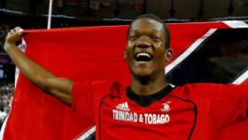 El atleta de Trinidad y Tobago Keshorn Walcott celebr&oacute; la medalla de oro en la prueba de lanzamiento de jabalina en los Juegos Ol&iacute;mpicos de 2012.