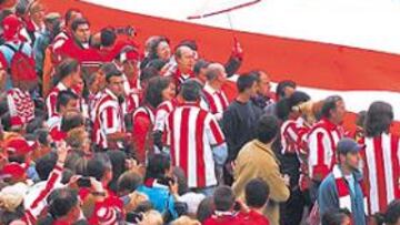 <b>SIEMPRE AHÍ. </b>La afición ha demostrado siempre su apoyo sin condiciones. El Centenario, a pesar de que el equipo estaba Segunda, se vivió como la celebración de un título.