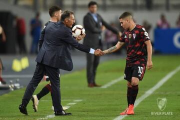 Juan Fernando Quintero y Miguel Russo en el Alianza Lima - River por Copa Libertadores.