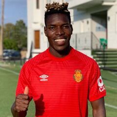 El Mallorca acuerda con el Sporting la cesión de Lumor