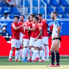 Días de movimientos en el Alavés