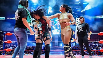 Este es el momento en que Tessa Blanchard conecta a Stephanie Vaquer después de la lucha.