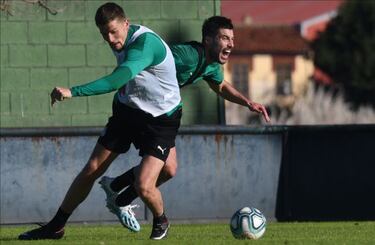 La plantilla del Racing cuenta las horas para volver a jugar