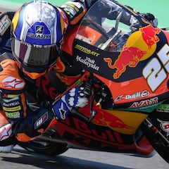 Raúl Fernández se estrena liderando con la KTM en Qatar