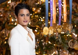 “Cada año empieza una nueva María, por eso las medallas están en un cajón”