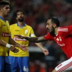 Las 'Águilas' despachan al Arouca; Jiménez entró al 86'