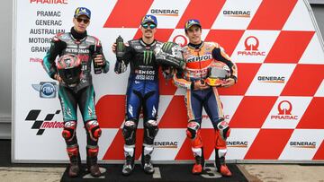 Maverick acompañado de Quartararo y Márquez tras la Q2 de Australia.