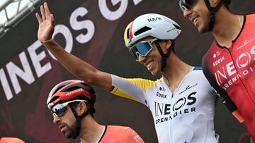 POTENZA (Italy), 15/05/2025.- Colombian rider Egan Bernal of INEOS Grenadiers team, on the signing in podium ahead of the 6th stage of the Giro d'Italia cycling tour over 227 km from Potenza to Naples, in Potenza, Italy, 15 May 2025. (Ciclismo, Italia, Nápoles) EFE/EPA/LUCA ZENNARO