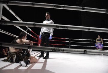 Miriam Guti¨¦rrez gan¨® por KO en el tercer asalto a Kamilla Boca.