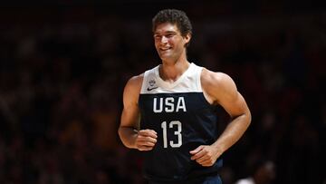 Brook Lopez of the US reacts to a point against Canada during their friendly basketball match in Sydney on August 26, 2019, ahead of the World Basketball Championships in China starting on August 31. (Photo by SAEED KHAN / AFP) / -- IMAGE RESTRICTED TO ED