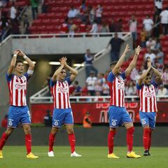 El Chivas-Monterrey se mantiene con público, hasta ahora
