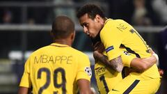Neymar festeja un gol con el PSG.