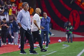 Juan Carlos Osorio head coach of Tijuana during the 13th round match between Tijuana and America as part of the Liga BBVA MX, Torneo Apertura 2024 at Caliente Stadium on October 23, 2024 in Tijuana, Baja California, Mexico.