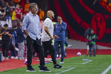  Juan Carlos Osorio head coach of Tijuana during the 13th round match between Tijuana and America as part of the Liga BBVA MX, Torneo Apertura 2024 at Caliente Stadium on October 23, 2024 in Tijuana, Baja California, Mexico.