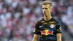 Olmo, Torres and Sterling options for Xavi's Barcelona