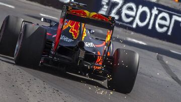 Ricciardo con el Red Bull en Mónaco.