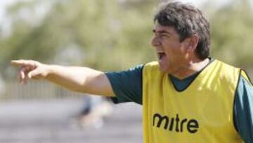 Astorga lamentó que Gutiérrez haya terminado expulsado en la primera final ante Palestino.