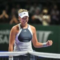 Muguruza impresiona y está a sólo un set de las semifinales