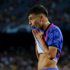 Barcelona's injury woes grow as Alba and Pedri ruled out