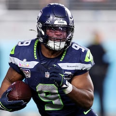 Who are the Super Bowl MVPs throughout history?