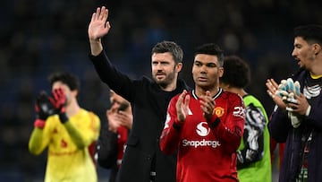 Manchester United have rocketed up the table since the arrival of Michael Carrick, but one club legend isn´t convinced his teammate is the permanent answer.