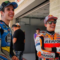“En MotoGP, ser hermano de Marc perjudica más que beneficia”