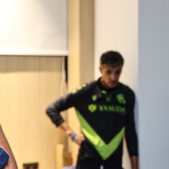 Emotiva despedida de Le Normand en Zubieta: “Llevo a la Real en el corazón“