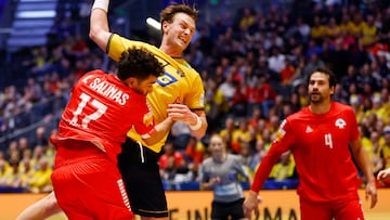 Handball - IHF Handball World Championships 2025 - Preliminary Round - Group F - Chile v Sweden - Unity Arena, Oslo, Norway - January 18, 2025 Sweden's Jonathan Carlsbogard in action with Chile's Rodrigo Salinas REUTERS/Susana Vera