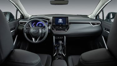 Toyota Corolla Cross 2022 disponible en México; la camioneta que busca vencer a Kia Seltos
