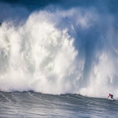 Nazaré, en alerta amarilla para el Mundial de olas gigantes