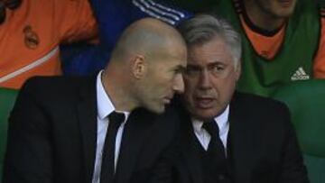 Zinedine Zidane y Carlo Ancelotti.