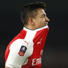 Las 10 frases que marcan el tenso momento de Alexis en Arsenal