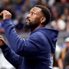 Los Mavs tienen poca fe en Kemba Walker: “La rodilla no está bien”