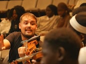 De no saber nada de música a tocar a Mahler junto a una de las mejores orquestas del mundo