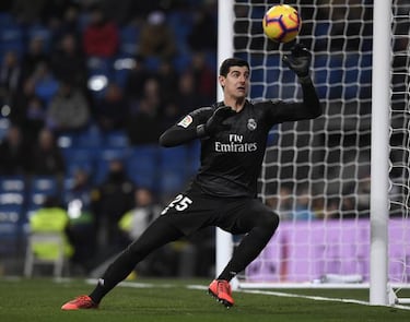 Thibaut Courtois' name 'erased' outside Wanda Metropolitano