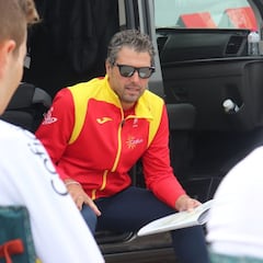 Momparler: "Cortina y Landa, al Europeo; Aranburu, al Mundial"