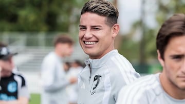 James y su contrato de seis meses que destacó Landon Donovan.