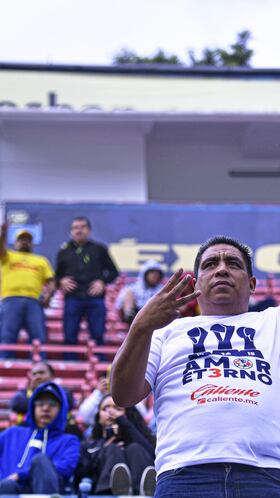 Fans o Aficion during the 2nd round match between America and Queretaro as part of the Torneo Clausura 2025 Liga MX Femenil at Ciudad de los Deportes Stadium on January 10, 2025 in Mexico City, Mexico.