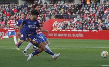 Así batió Asensio a Maximiano en el 0-1.