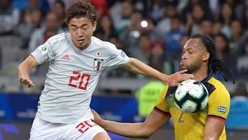 Hiroki Abe, objetivo del Barcelona, durante el Jap&oacute;n-Ecuador de la Copa Am&eacute;rica.