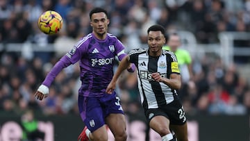 Robinson brilla al ritmo de Salah en Premier League