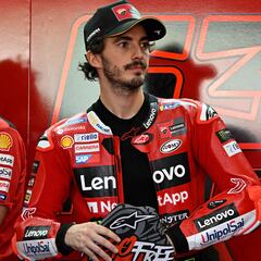 Bagnaia: “Es normal que Martín intente hacer algo”