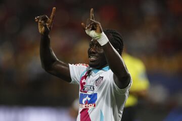 Con goles de Chará y Teófilo, Junior derrotó al DIM de visitante y retomó el liderato de la Liga con 31 puntos