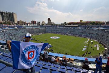 Aunque Cruz Azul se llevó la victoria ante Morelia, el equipo ya estaba eliminado de la liguilla del Clausura 2018. La afición sabía que estaba dejando atrás varios momentos en esta cancha, donde nunca pudo alzar un campeonato. 