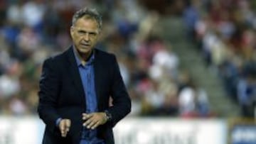 El estilo juego no convence y los resultados dan la espalda