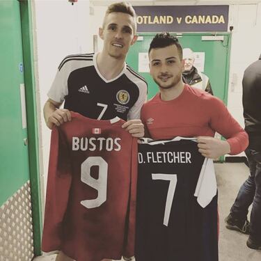 "Me gustaría jugar en Colo Colo porque estaría con mi hermana"